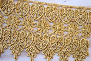 1 Yard 3.5" Fabienne's Metallic Gold Venice Lace Trim with Flower, Hearts and Leaves