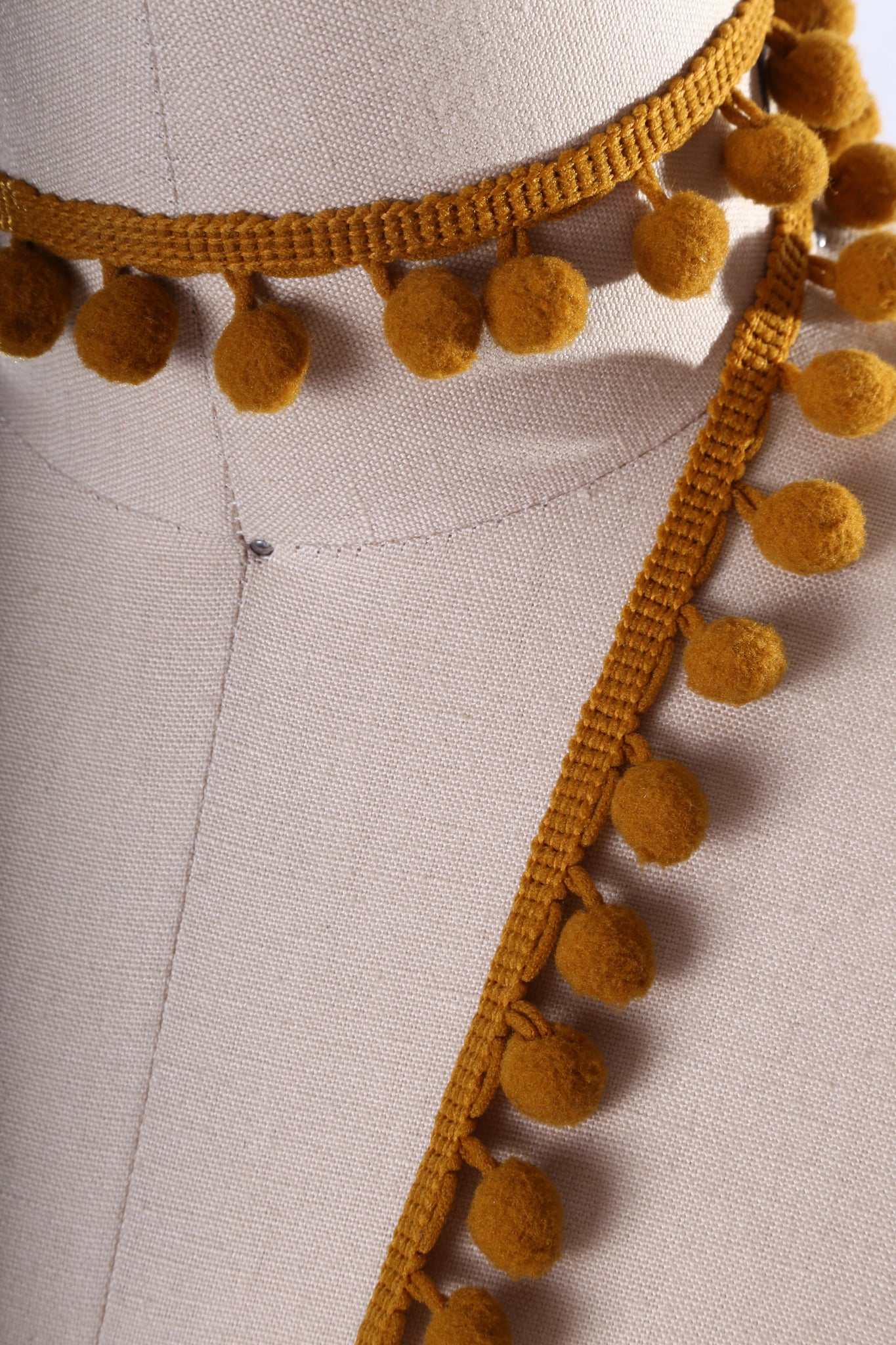 1 Yard Tawny Brown Mini Pom Pom Trim