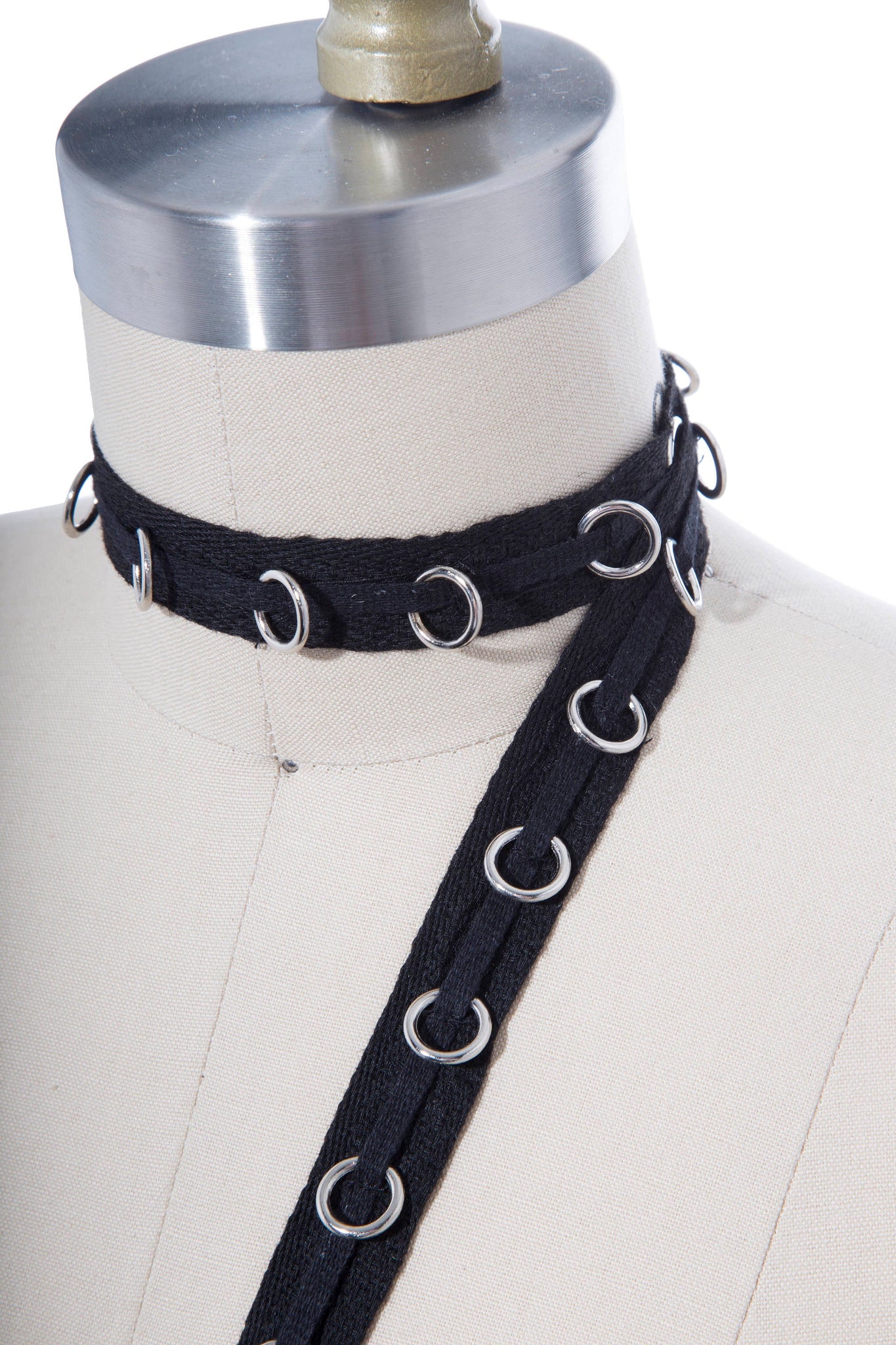 1 Yard 0.75" Black or White Eyelet Grommet Cotton Tape with Hanging Silver Rings Sliding Through Trim