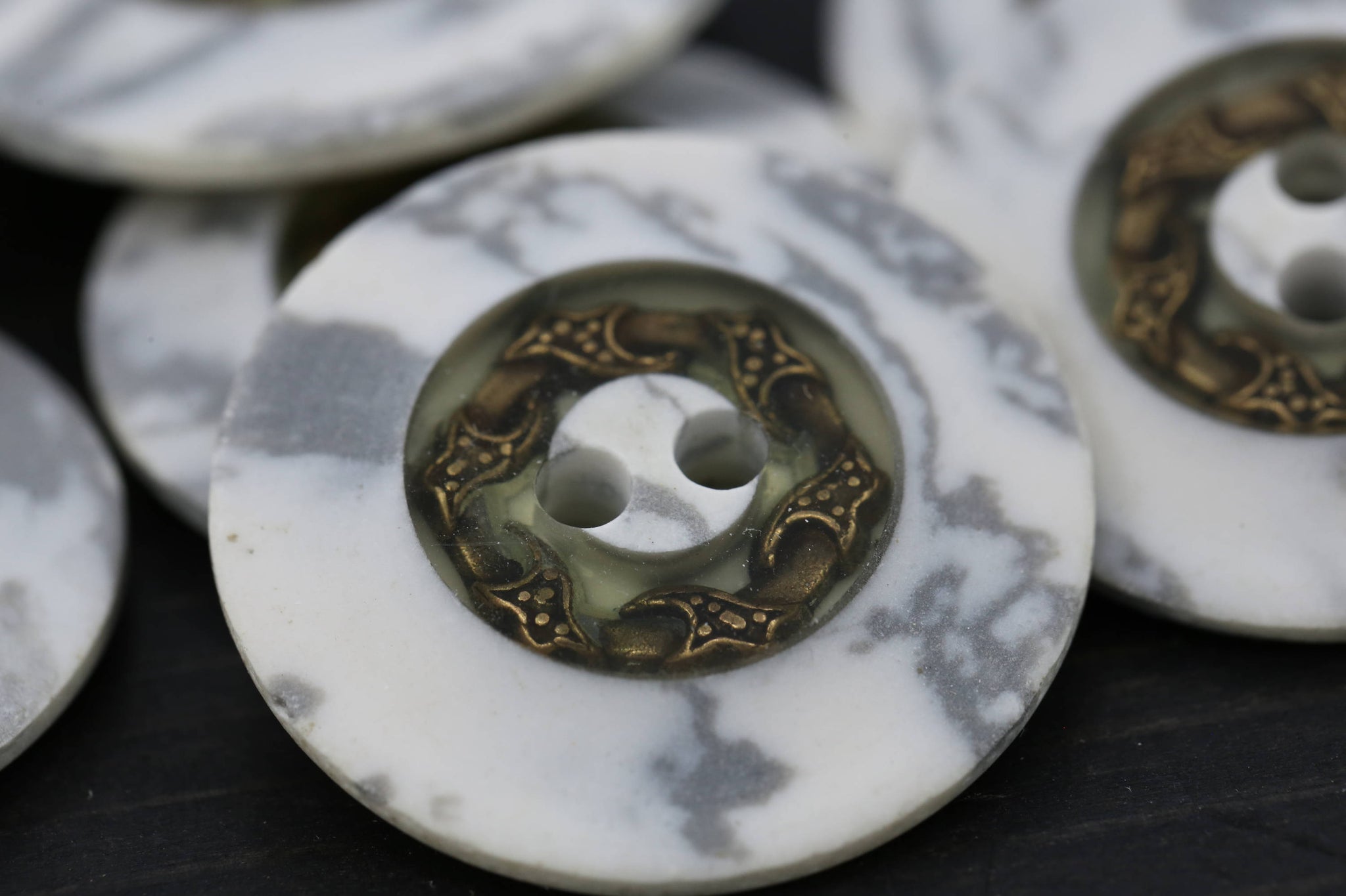 12 Carrera Marble Effect Plastic Button