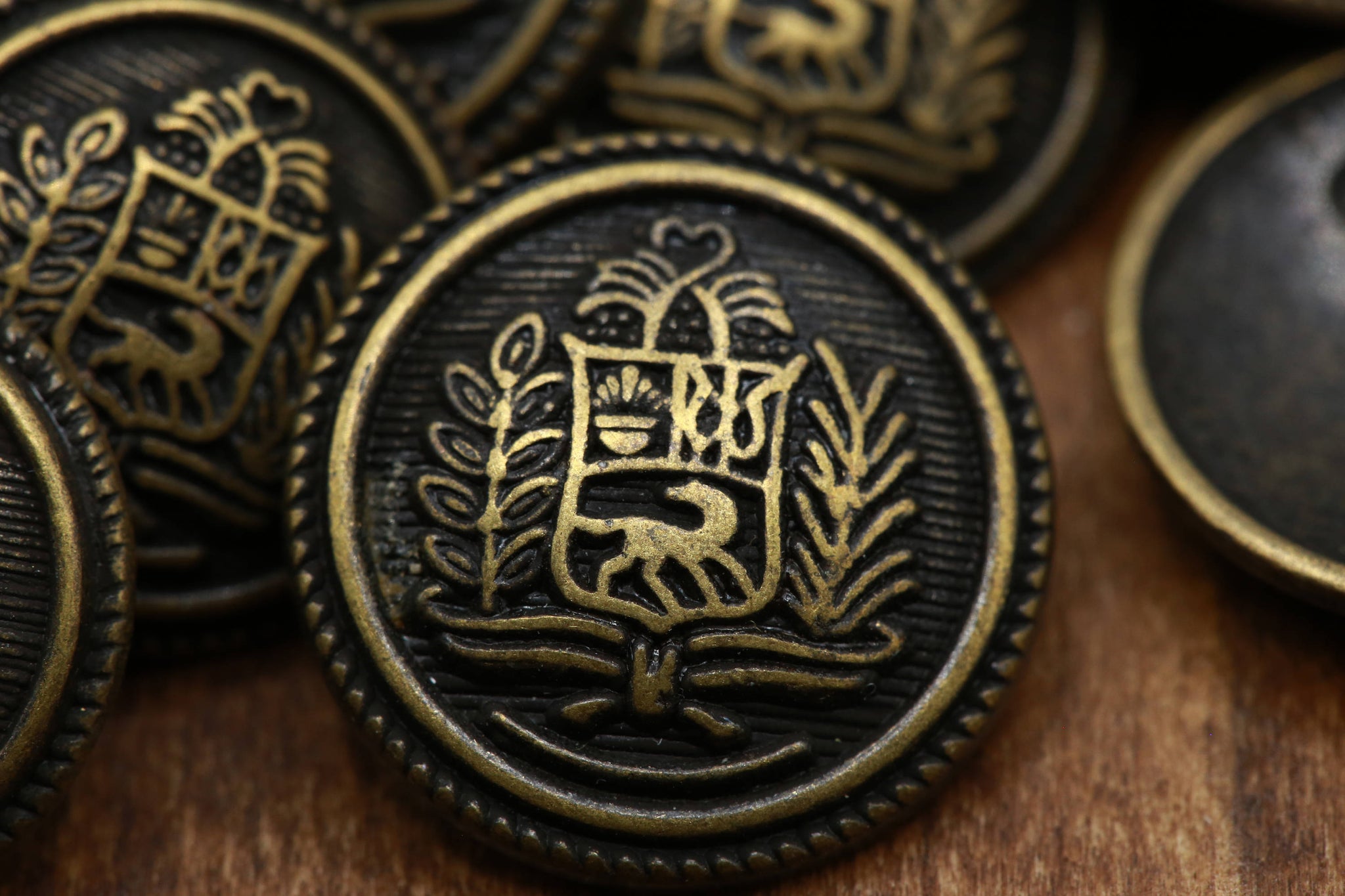 4 Antique Brass Jackal Crest Bronze Metal Button