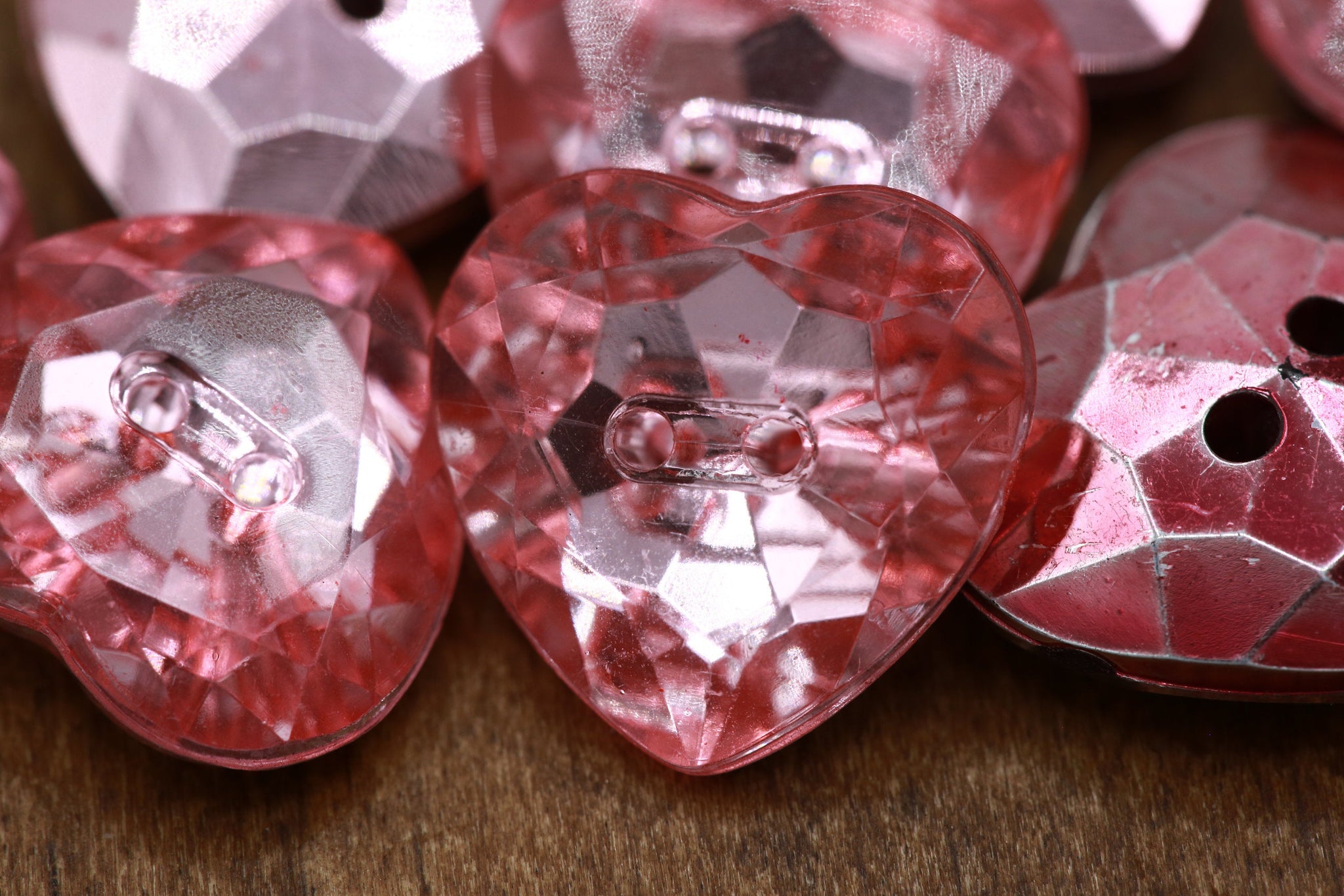 12 Pieces Pink Heart Acrylic Button