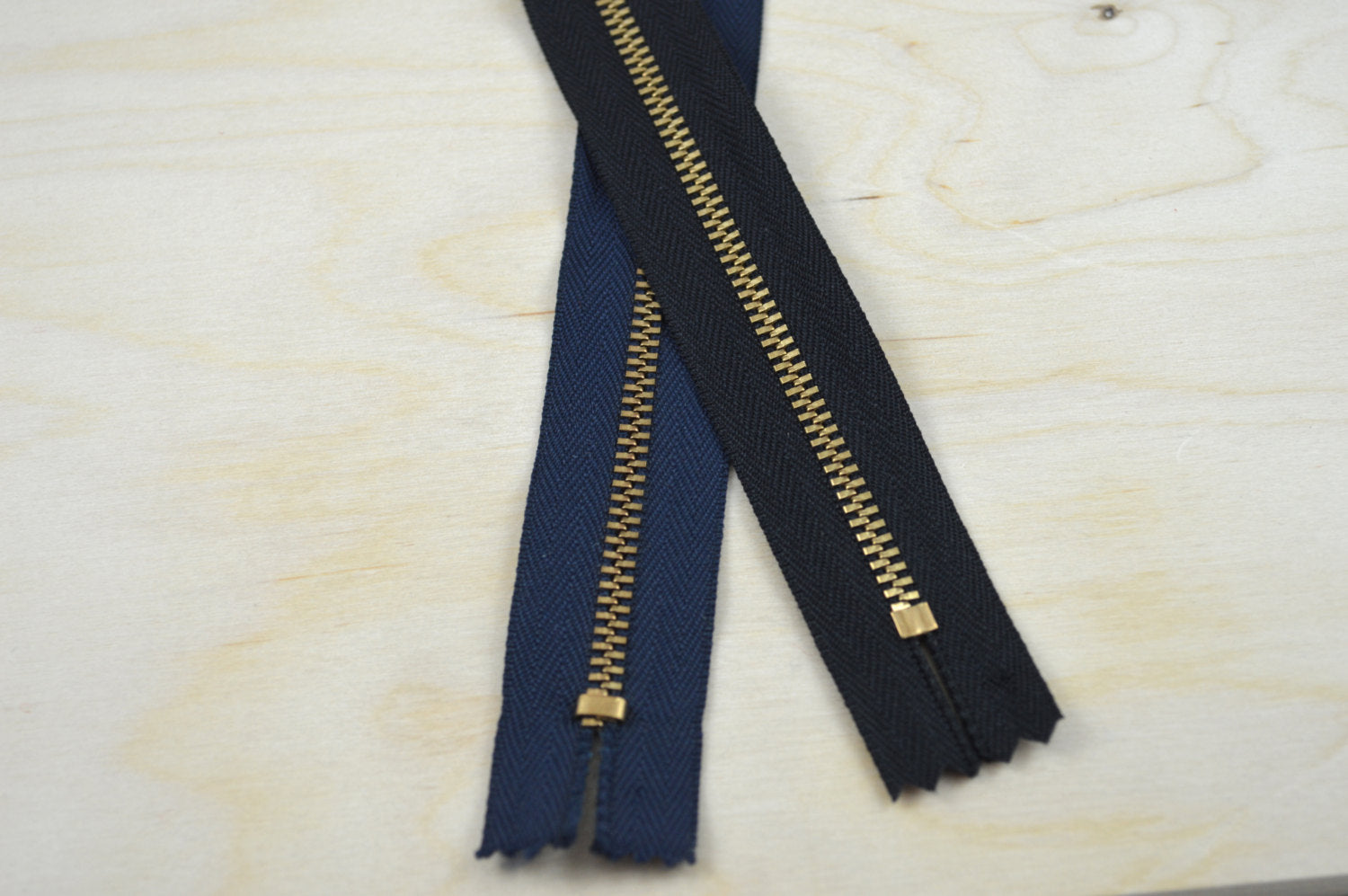 1 Piece 7" YKK Gold Metal Zippers 45U - Available in Black & Navy