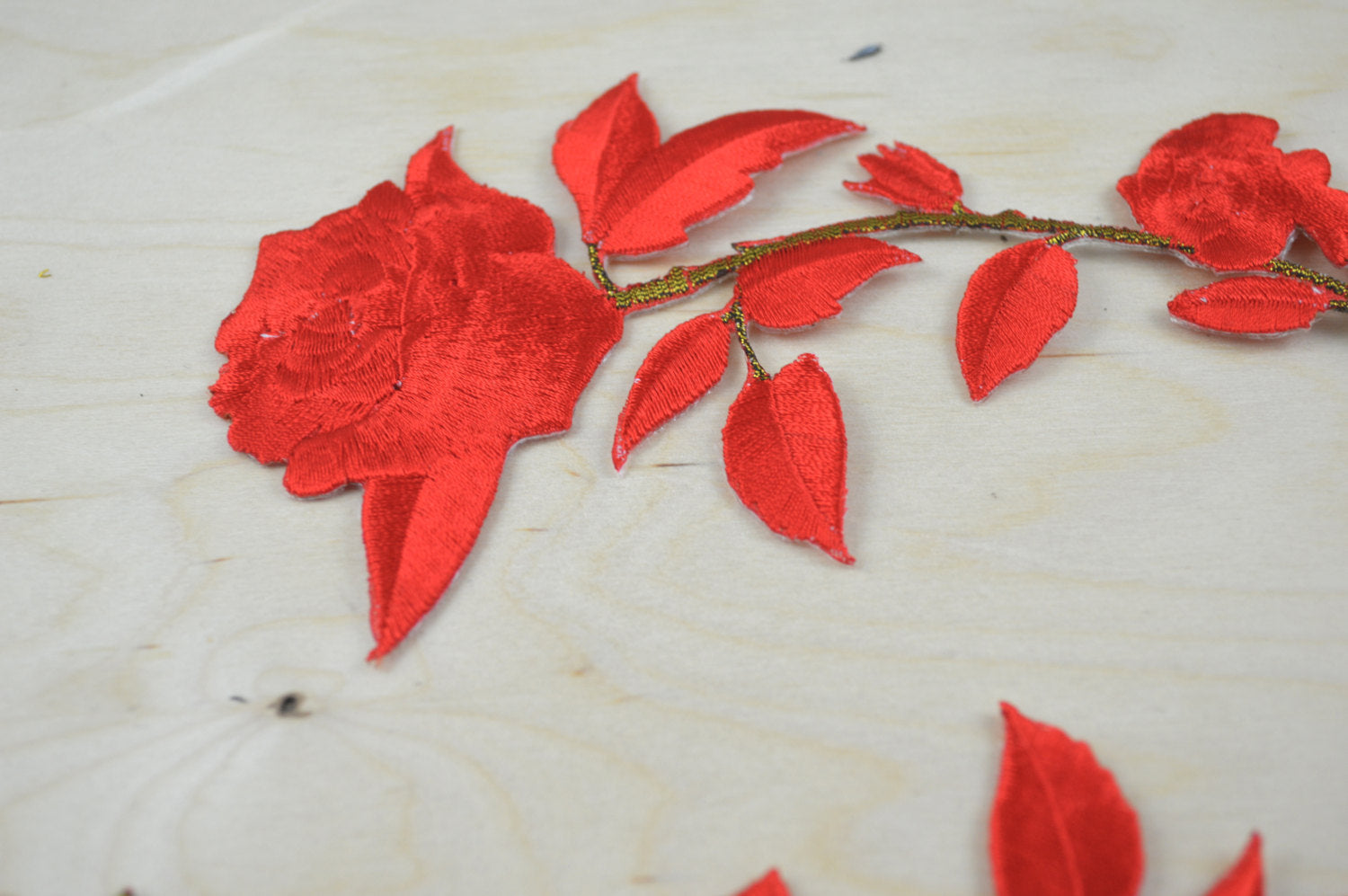 2 Brilliantly Vibrant Red Embroidered Roses Patches/ Applique